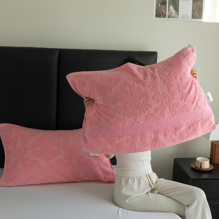 91家纺网 家纺一手货源 找家纺 （总）乐家毛巾被（工厂自产自销） 2025新款纯棉浮雕老式枕巾