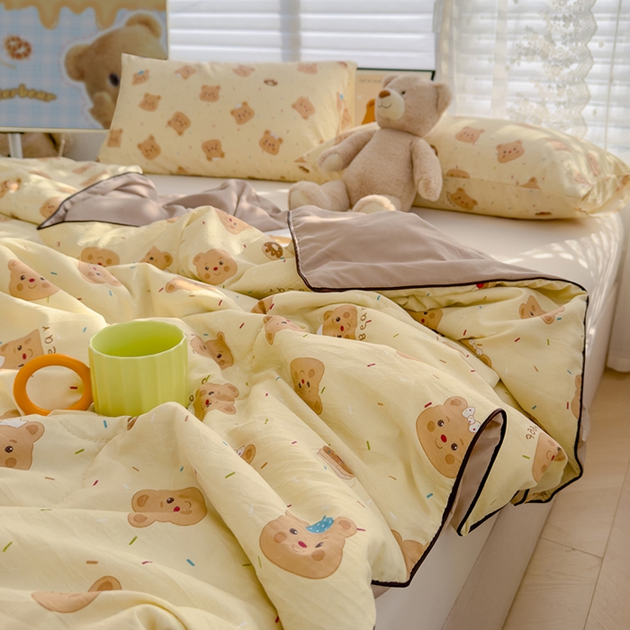 91家纺网 家纺一手货源 找家纺 初念 2025新款云朵棉系列夏被（提供买家秀） 奥利奥小熊