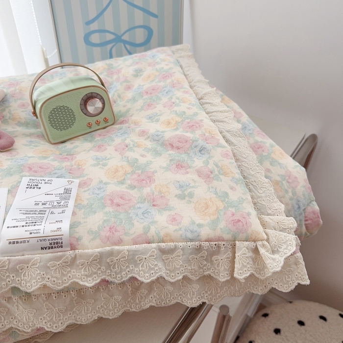 91家纺网 家纺一手货源 找家纺 于果2025新款双层纱花边款夏被 佩洛斯