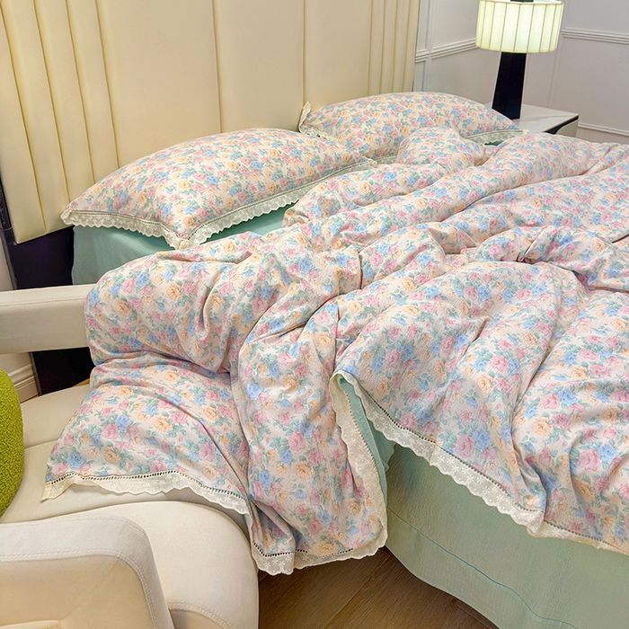 91家纺网 家纺一手货源 找家纺 竹合家纺 2025新款云感皱皱四件套-镂空花边款法式 花边款-薄荷初夏