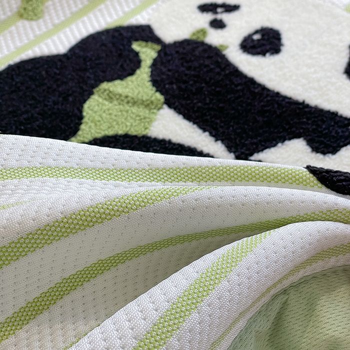 91家纺网 家纺一手货源 找家纺 2025年新款PE提花卡通毛巾绣凉席系列场景一 花花