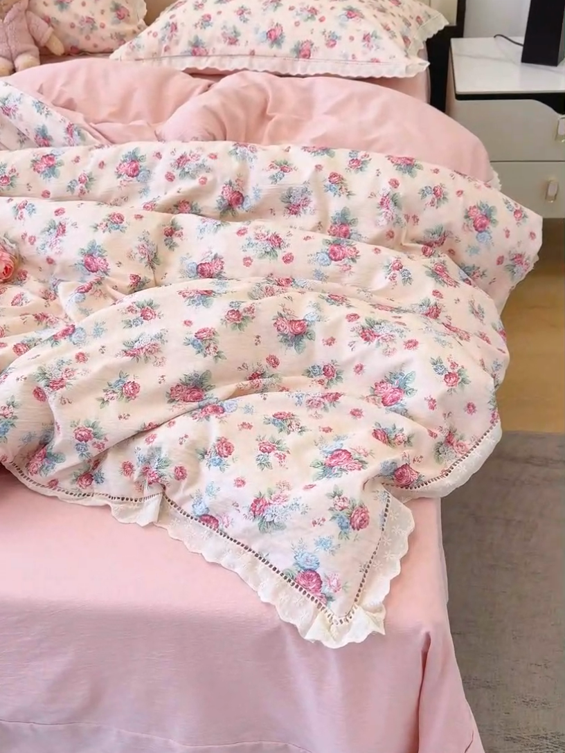 91家纺网 家纺一手货源 找家纺 竹合家纺 2025新款云感皱皱四件套-镂空花边款法式 花边款-美娜