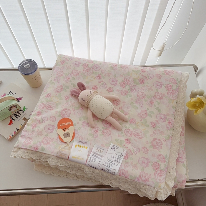 91家纺网 家纺一手货源 找家纺 于果2025新款双层纱花边款夏被 欧若拉