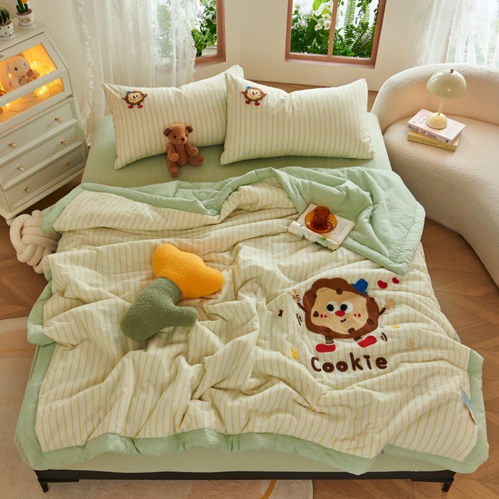 91家纺网 家纺一手货源 找家纺 2025新款色织全棉纯棉绣花单夏被夏凉被空调被 条纹曲奇