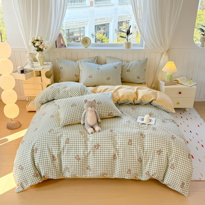 91家纺网 家纺一手货源 找家纺 黑马家居 2025新款全棉喷气13070印花四件套 格雷小熊