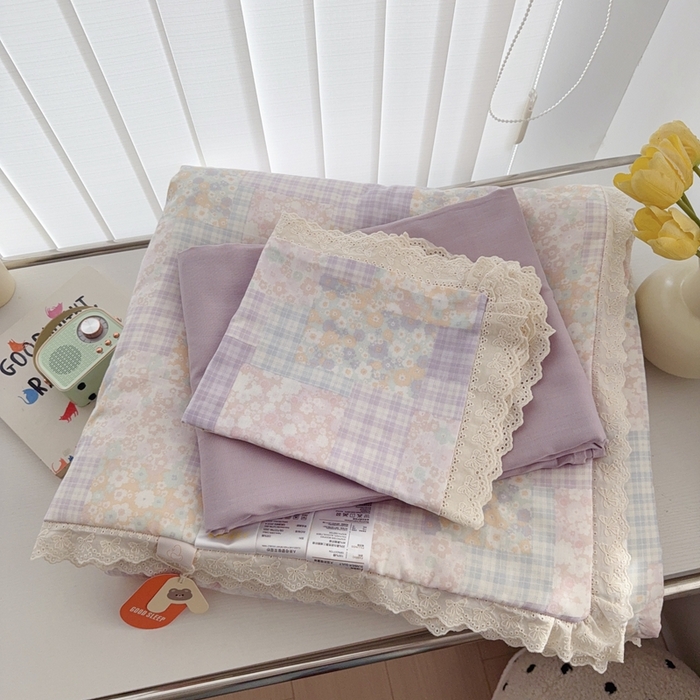 91家纺网 家纺一手货源 找家纺 于果2025新款双层纱花边款夏被 山花浪漫