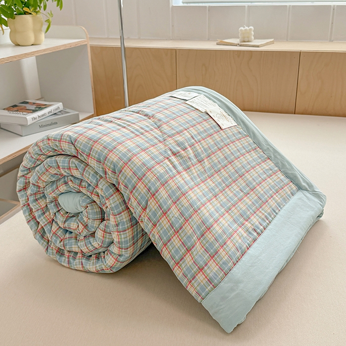 91家纺网 家纺一手货源 找家纺 博弈家纺 2025新款水洗棉棉花夏被 春野