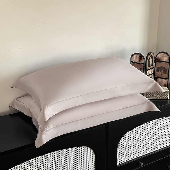 91家纺网 家纺一手货源 找家纺 金喜 2025新款LF级60支莱赛尔天丝枕套宽边枕套 冰莓粉