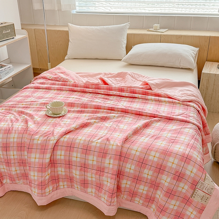 91家纺网 家纺一手货源 找家纺 博弈家纺 2025新款水洗棉棉花夏被 娇粉