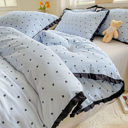 91家纺网 家纺一手货源 找家纺 （总）优选良品 2025新款直播热款赫本风皱皱双层纱花边款针织皱皱纱法式印花吊边床单三件套床笠四件套（提供买家秀）