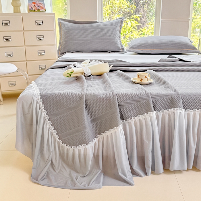 91家纺网 家纺一手货源 找家纺 慧菲 2025新款渐变床裙PE高分子凉感席床裙凉席三件套  高级灰