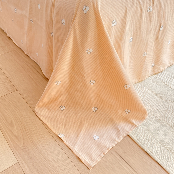 91家纺网 家纺一手货源 找家纺 黑马家居 2025新款全棉喷气13070印花四件套 嫣然花开