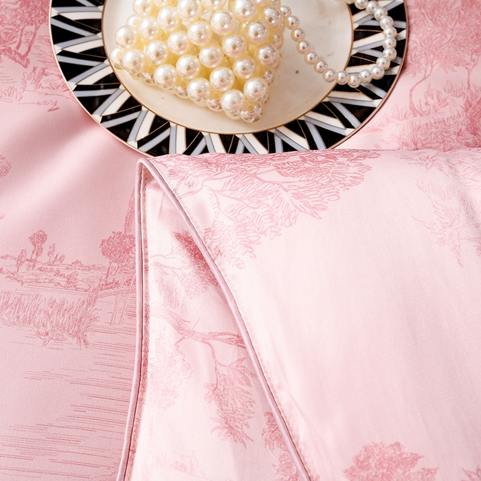 91家纺网 家纺一手货源 找家纺 鑫田家纺 2025新款天丝蚕丝被100%柞蚕丝夏被莱赛尔天丝数码印花 情节-浅豆沙