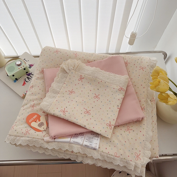 91家纺网 家纺一手货源 找家纺 于果2025新款双层纱花边款夏被 奶油派