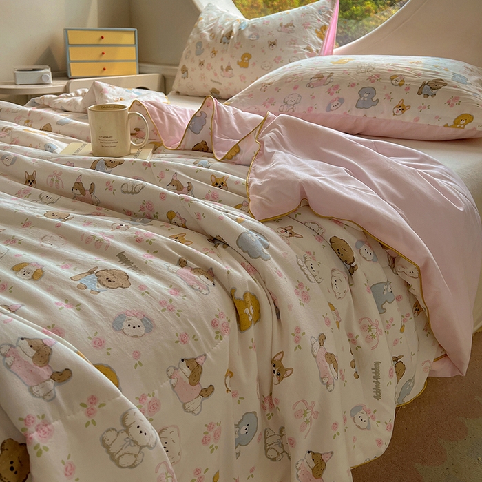 91家纺网 家纺一手货源 找家纺 初念 2025新款云朵棉系列夏被（提供买家秀） 灰蒙小狗