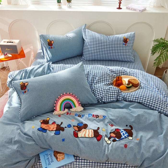 91家纺网 家纺一手货源 找家纺 徕米家居  2025新款色织全棉水洗棉毛巾绣四件套 奔跑小狗-蓝