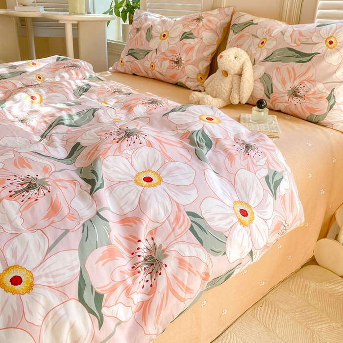 91家纺网 家纺一手货源 找家纺 黑马家居 2025新款全棉喷气13070印花四件套 嫣然花开