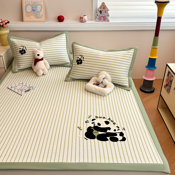 91家纺网 家纺一手货源 找家纺 蓝邻家纺 2025年新款PE提花卡通毛巾绣凉席系列场景二 花花