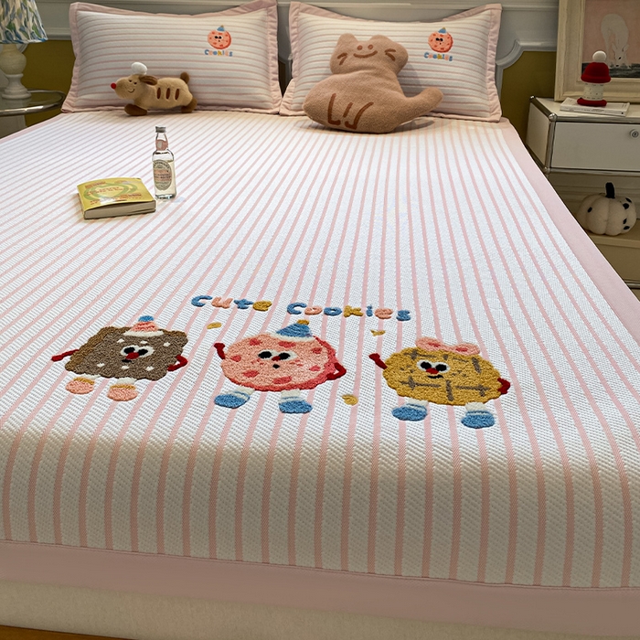 91家纺网 家纺一手货源 找家纺 2025年新款PE提花卡通毛巾绣凉席系列场景一 趣多多