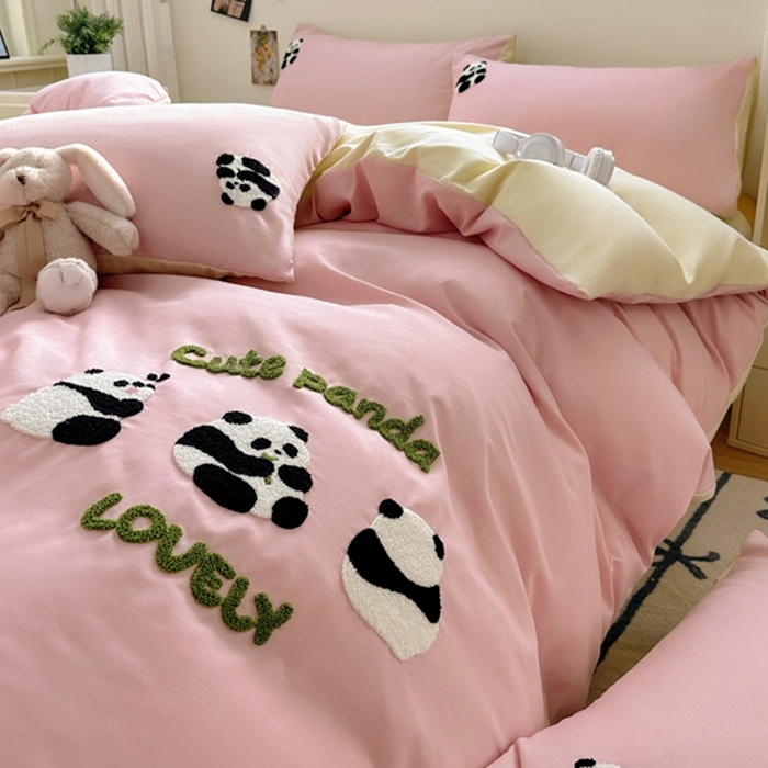91家纺网 家纺一手货源 找家纺 迪拜家纺 2025新款加厚水洗棉四件套-熊猫 樱粉