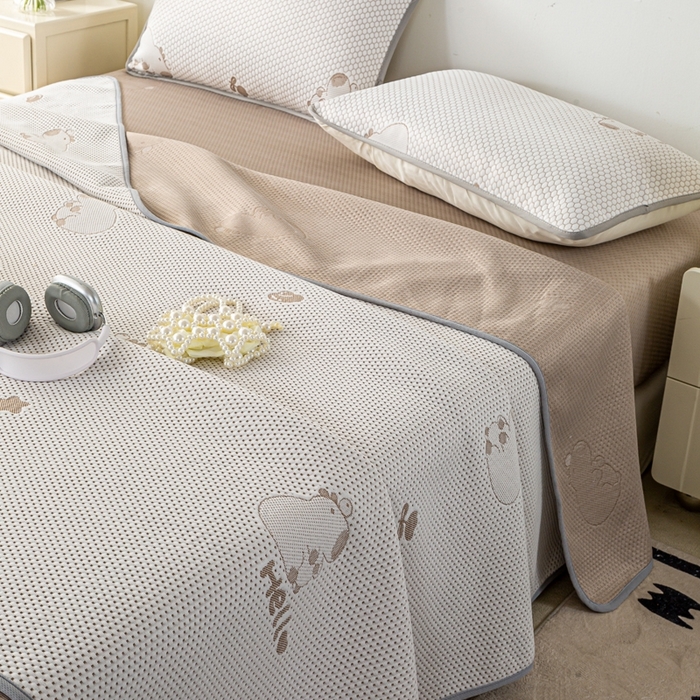 91家纺网 家纺一手货源 找家纺 梦初语 2025新款A类华夫格冰豆豆夏被子针织提花凉感夏凉被单双人空调被可机水洗 卡皮巴拉熊-卡其