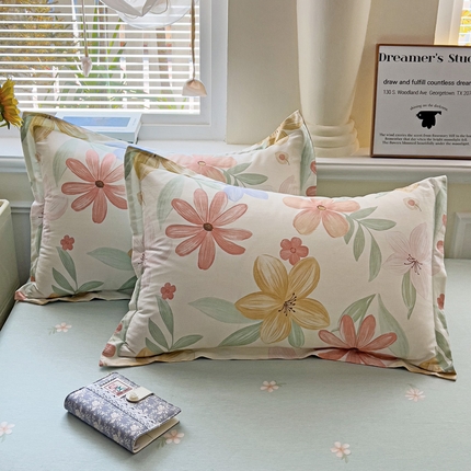 91家纺网 家纺一手货源 找家纺 （总）依庭 2025新款全棉印花花卉款四件套单品系列-单枕套