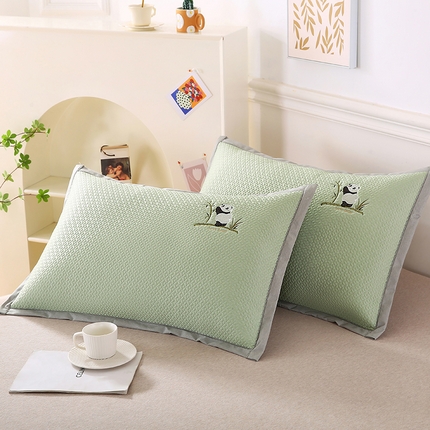 小牛席业 2025新款爱家熊猫冷感豆豆夏凉枕套 绿色