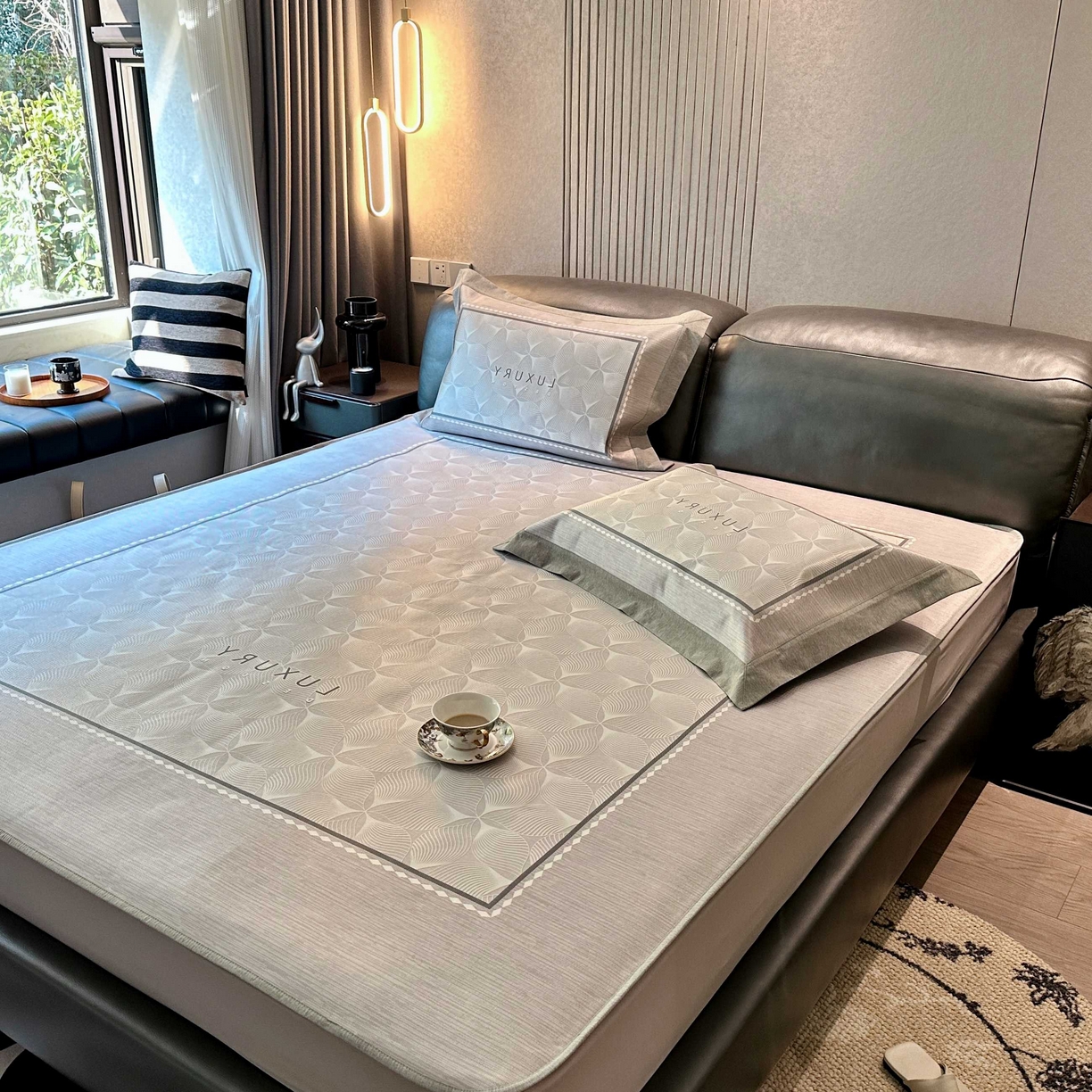 91家纺网 家纺一手货源 找家纺 JUICY 橘滋家纺 2025新款夏日高端轻奢数码冰丝奢简高级凉席床笠 伯爵