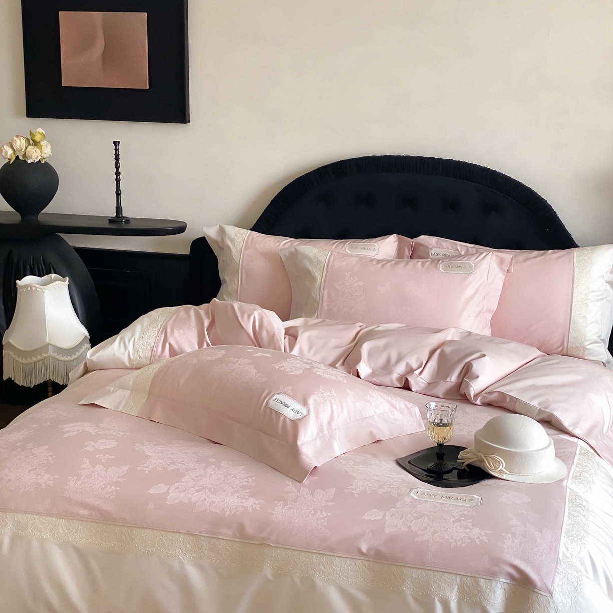 91家纺网 家纺一手货源 找家纺 2025新款高支数提花绣花四件套-“伊莎贝尔”系列 伊莎贝尔-蔷薇粉