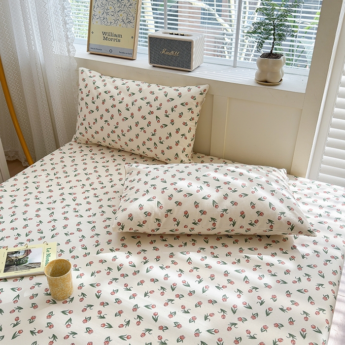 91家纺网 家纺一手货源 找家纺 2025新款老粗布三件套-床笠款 朵朵郁金香