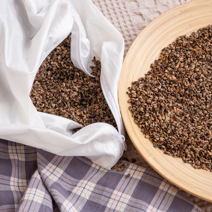 91家纺网 家纺一手货源 找家纺 明星枕业 2025新款水洗棉格子长方枕荞麦枕 布丁格灰30*60/只