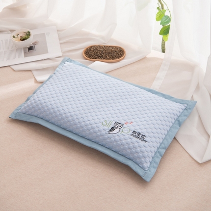 91家纺网 家纺一手货源 找家纺 （总）仁宇枕业 2025新款新品夏季凉豆豆熬夜枕系列荞麦枕头枕芯