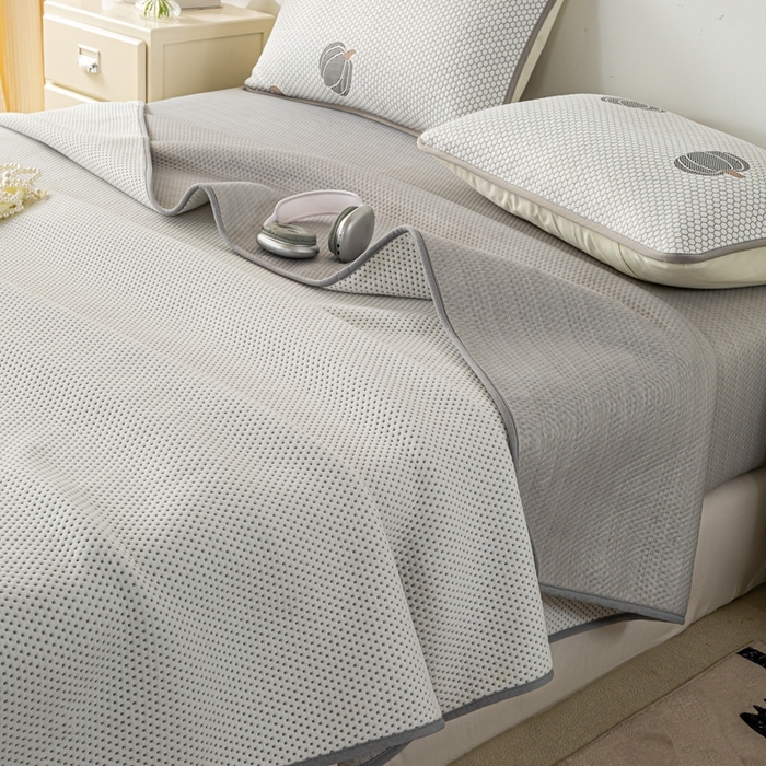 91家纺网 家纺一手货源 找家纺 梦初语 2025新款A类华夫格冰豆豆夏被子针织提花凉感夏凉被单双人空调被可机水洗 雅士灰