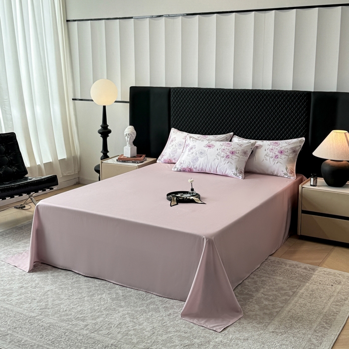 91家纺网 家纺一手货源 找家纺 芊寻家居 2025春夏新款50支莱赛尔天丝贡缎数码印花麻绳款四件套高端礼盒 春晓紫