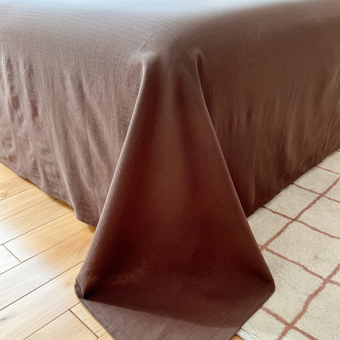 91家纺网 家纺一手货源 找家纺 蜜宿 2025新款A类全棉人字纹床单 床单：深棕