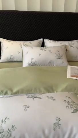 91家纺网 家纺一手货源 找家纺 洺兰家居 2025春夏新款100支莱赛尔天丝贡缎数码印花麻绳款四件套高端礼盒 花意盈香粉