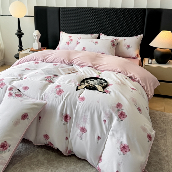 91家纺网 家纺一手货源 找家纺 洺兰家居 2025春夏新款100支莱赛尔天丝贡缎数码印花麻绳款四件套高端礼盒 玫瑰雅韵