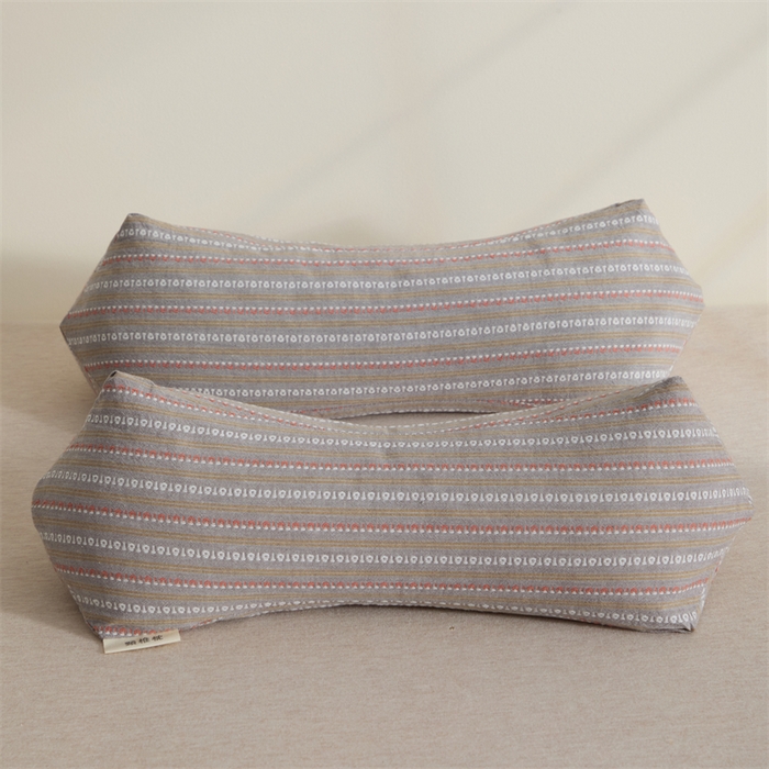 91家纺网 家纺一手货源 找家纺 大熊枕芯 2025新款全棉三角颈椎枕菱形荞麦枕枕头枕芯 三角菱形荞麦枕-咖15*45cm/对