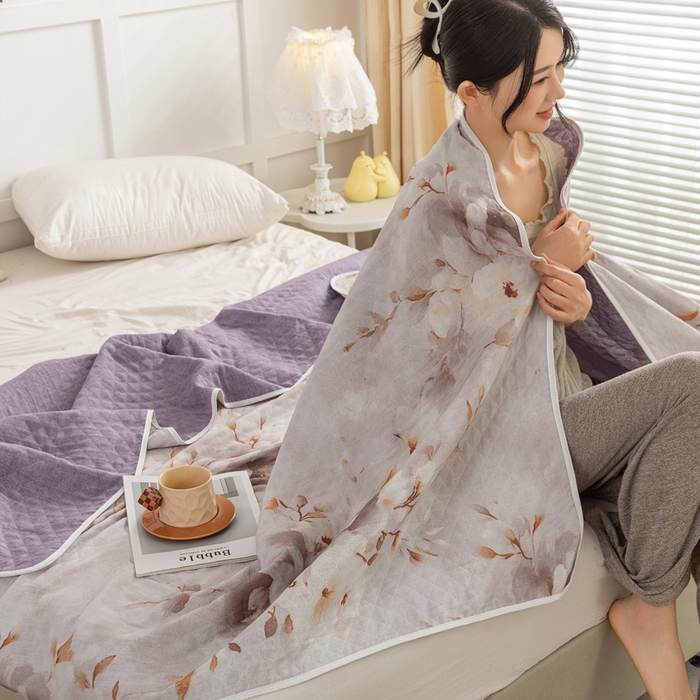 91家纺网 家纺一手货源 找家纺 乐家毛巾被（工厂自产自销） 2025新款A类全棉六层纱印花毛巾被 吴丹花开