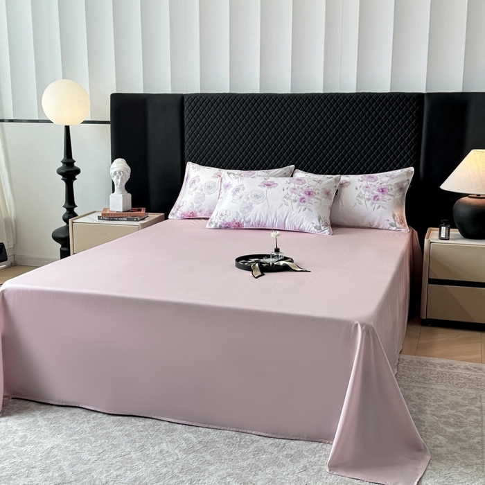 91家纺网 家纺一手货源 找家纺 芊寻家居 2025春夏新款50支莱赛尔天丝贡缎数码印花麻绳款四件套高端礼盒 春晓紫