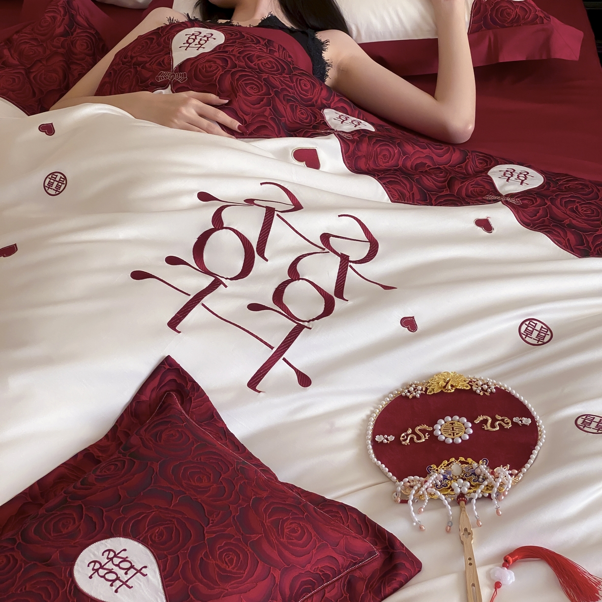 91家纺网 家纺一手货源 找家纺 （总）江涞 2025新款婚庆长绒棉纯棉贴布绣四件套-锦心