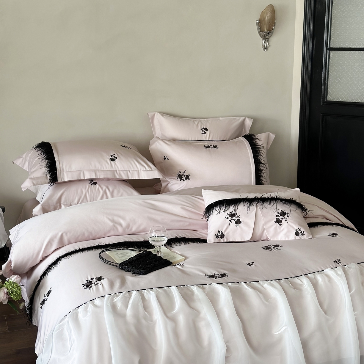 91家纺网 家纺一手货源 找家纺 （总）江涞 2025新款高端刺绣四件套-羽梦