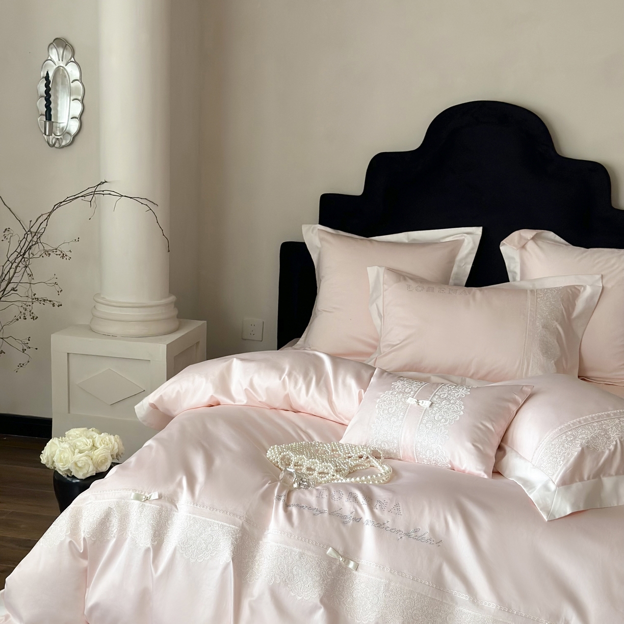 91家纺网 家纺一手货源 找家纺 （总）江涞 2025新款高端刺绣烫钻四件套-粉黛