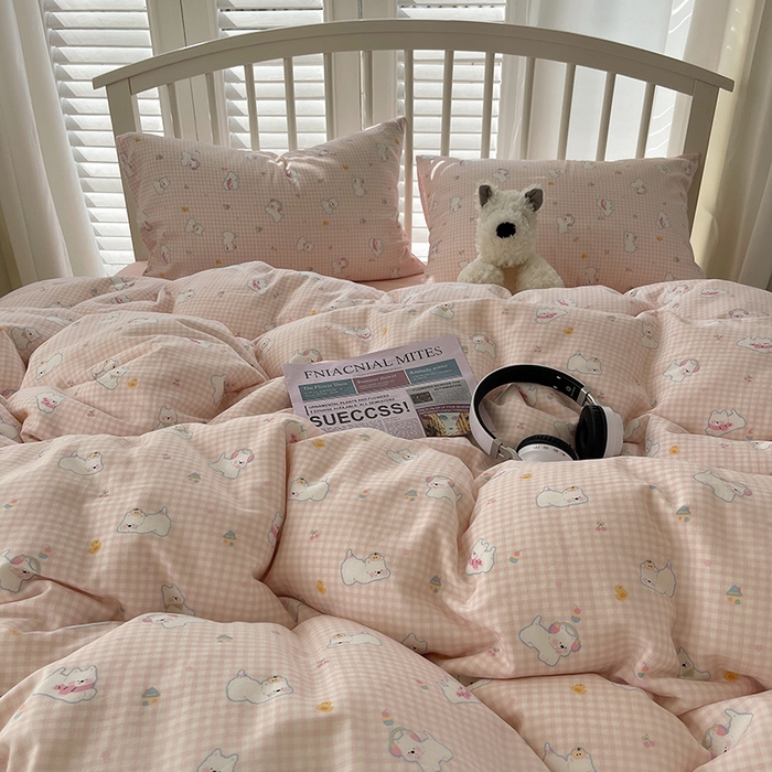 91家纺网 家纺一手货源 找家纺 瑞莱 2025夏季新款全棉纯棉有氧双层纱四件套 格子狗（粉）