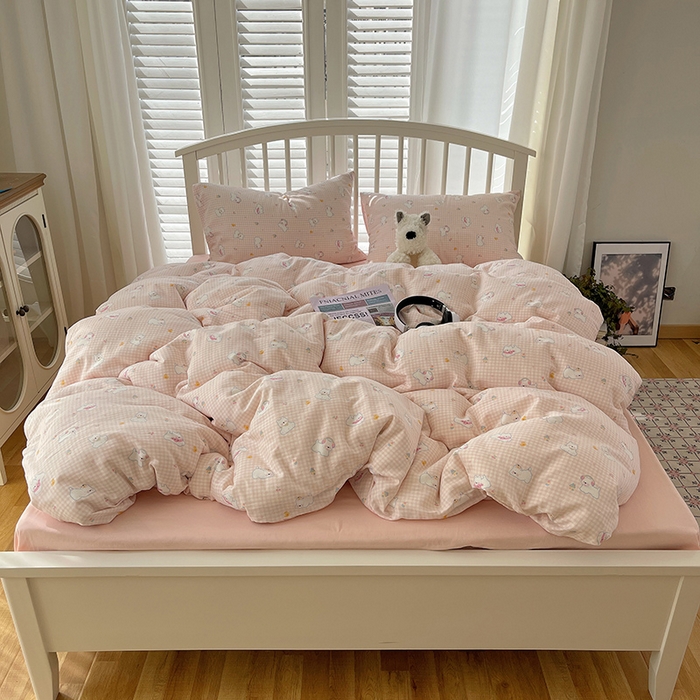 91家纺网 家纺一手货源 找家纺 瑞莱 2025夏季新款全棉纯棉有氧双层纱四件套 格子狗（粉）