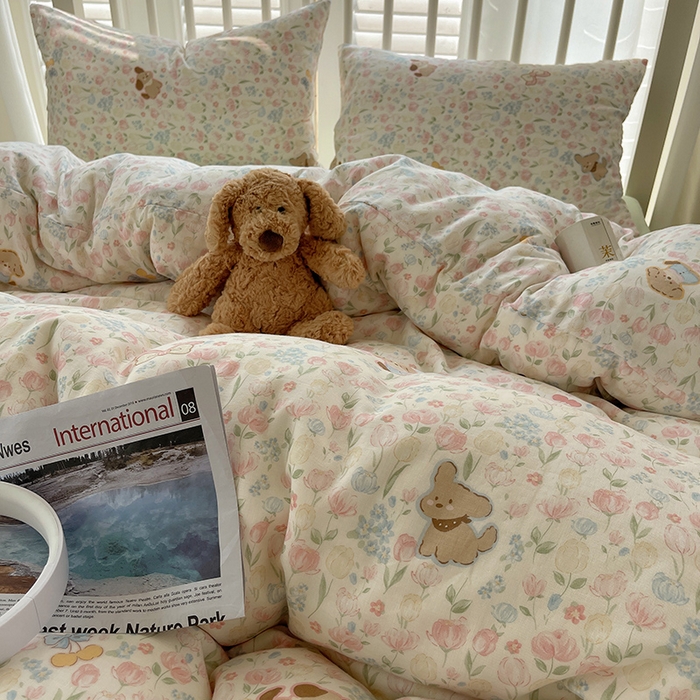 91家纺网 家纺一手货源 找家纺 瑞莱 2025夏季新款全棉纯棉有氧双层纱四件套 花园小狗