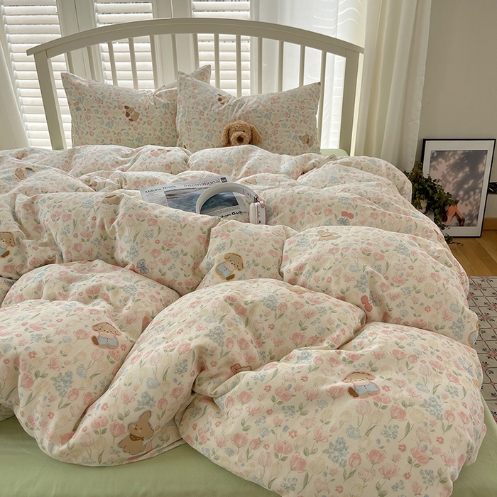 91家纺网 家纺一手货源 找家纺 瑞莱 2025夏季新款全棉纯棉有氧双层纱四件套 花园小狗