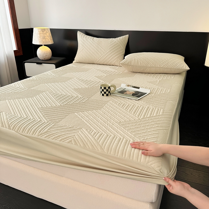 91家纺网 家纺一手货源 找家纺 （总）十一家居 2025新款A类防水夹棉亲肤水洗棉床笠床垫保护套—几何系列