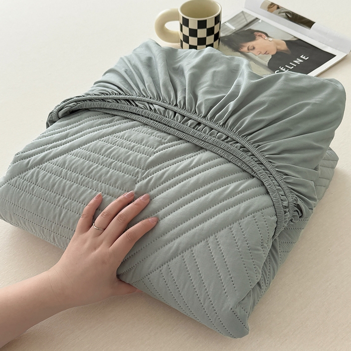 91家纺网 家纺一手货源 找家纺 （总）十一家居 2025新款A类防水夹棉亲肤水洗棉床笠床垫保护套—几何系列