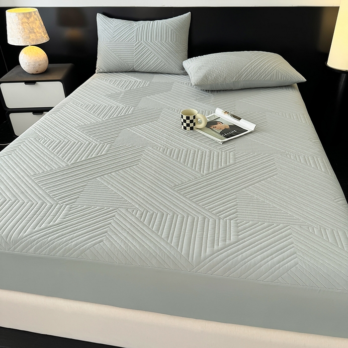 91家纺网 家纺一手货源 找家纺 十一家居 2025新款A类防水夹棉亲肤水洗棉床笠床垫保护套—几何系列 浅灰